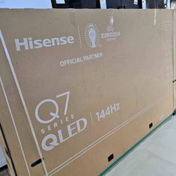 Hisense TV 100inches