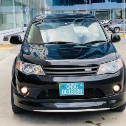 Mitsubishi outlander on Sale