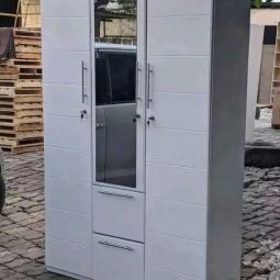 Makabati ya nguo (wardrobe wooden)