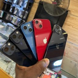 iPhone13 128GB Blue Color